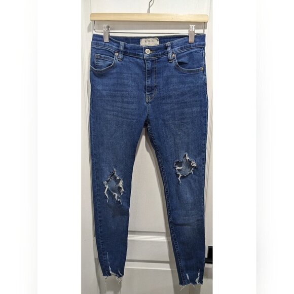 FREE People (We The Free) | Shark Bite Distressed Skinny Jeans - Picture 2 of 10